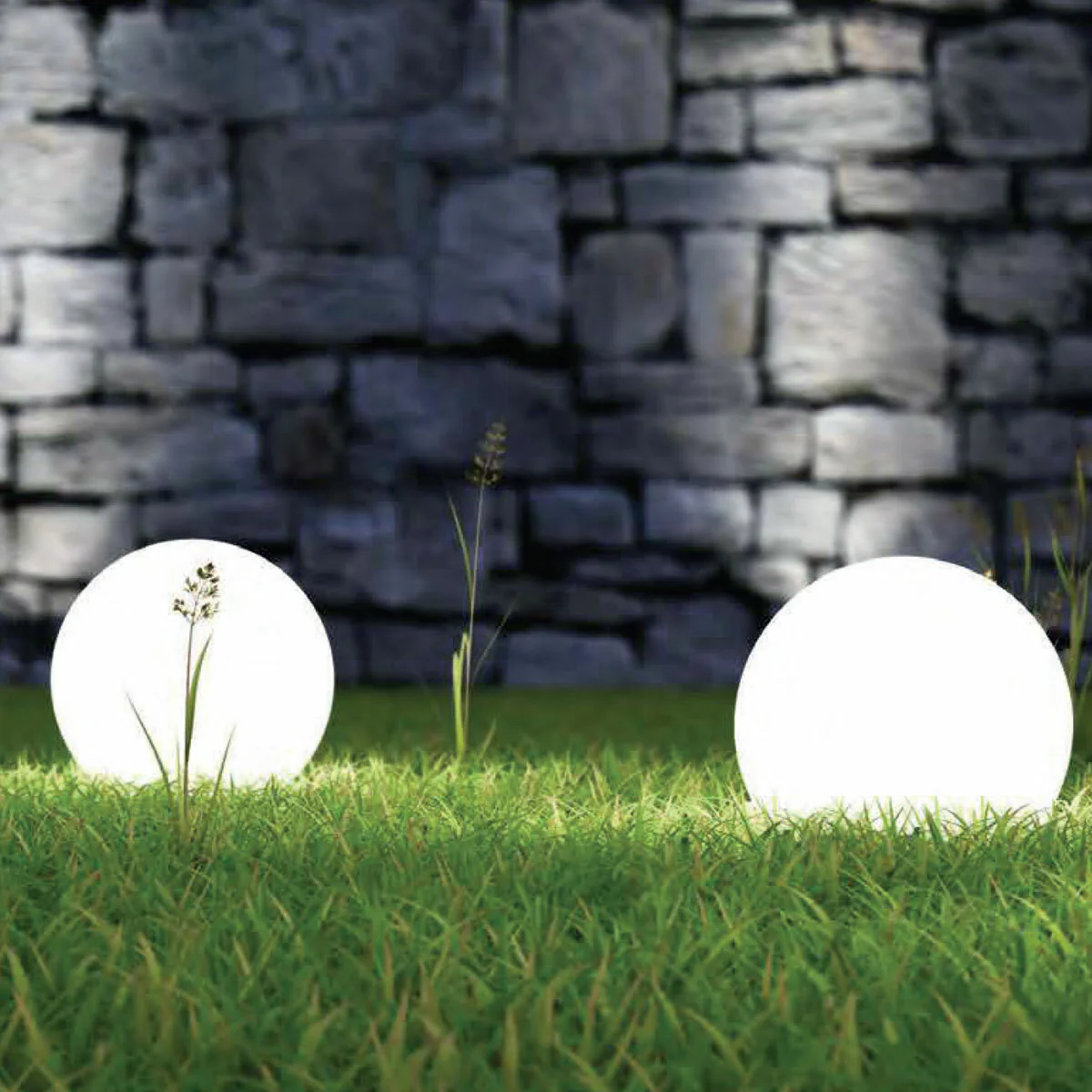 Arkema SF400 garden light sphere in LLDPE resin with 40 cm photovoltaic panel - Image 3