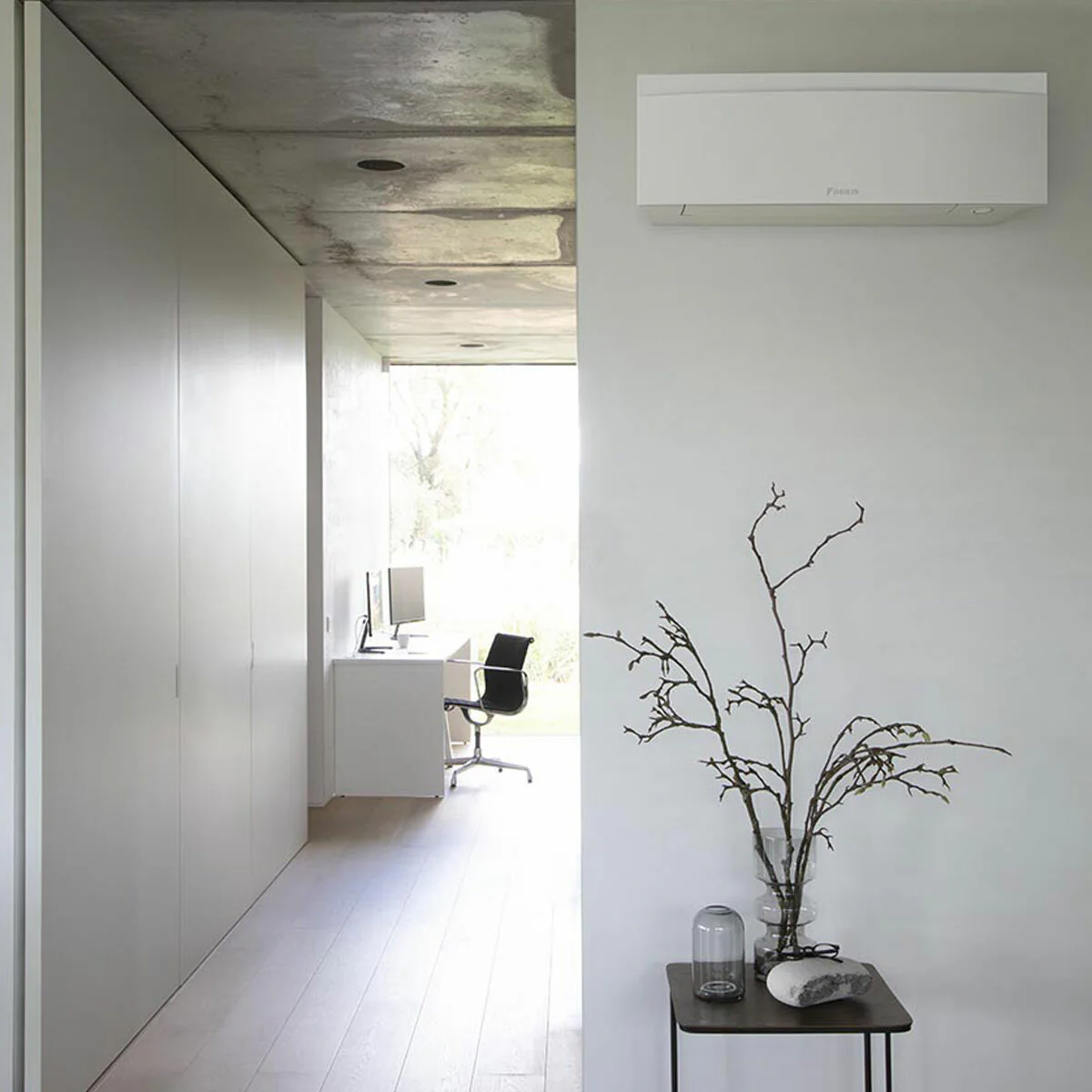 Daikin Emura 3 air conditioner penta split 7000+7000+9000+9000+12000 BTU inverter A+ wifi outdoor unit 7.8 kW White - Image 3